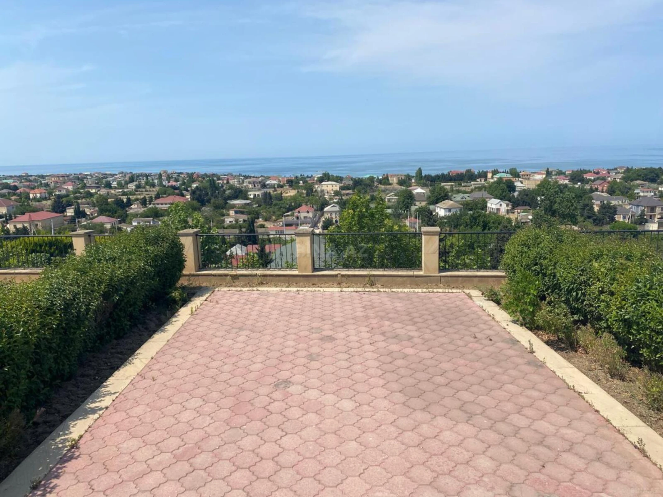 Satılır 4 otaqlı həyət evi 135 m²