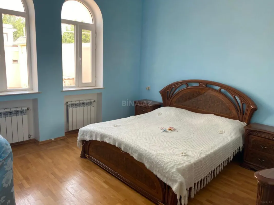 Satılır 4 otaqlı həyət evi 135 m²