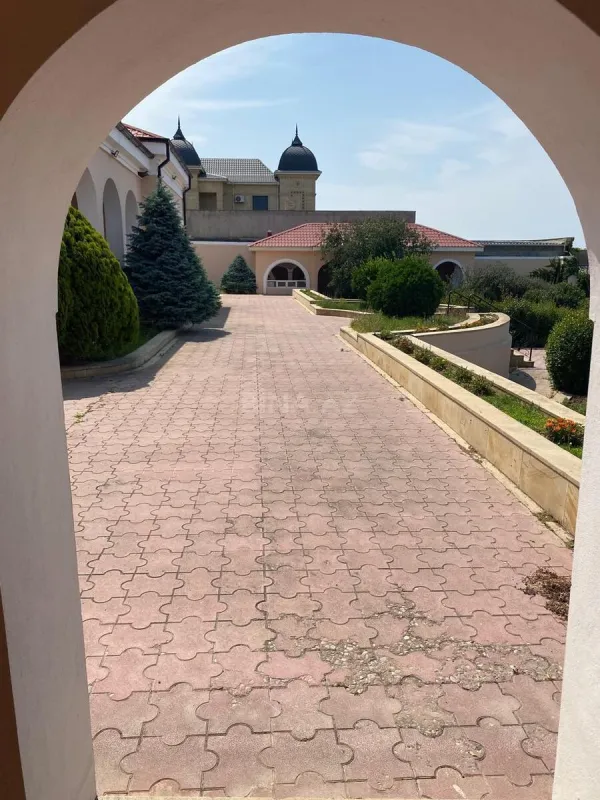 Satılır 4 otaqlı həyət evi 135 m²