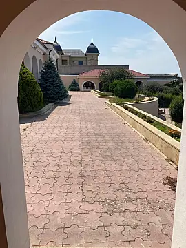 Satılır 4 otaqlı həyət evi 135 m²