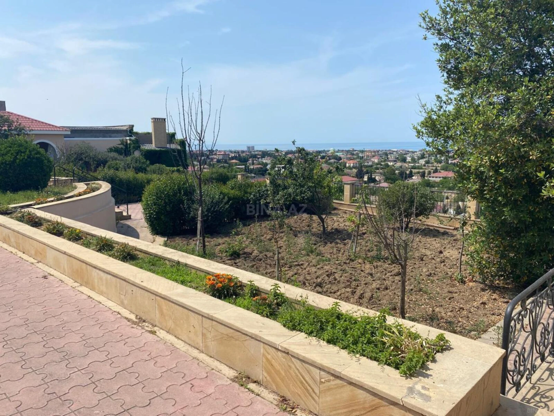 Satılır 4 otaqlı həyət evi 135 m²