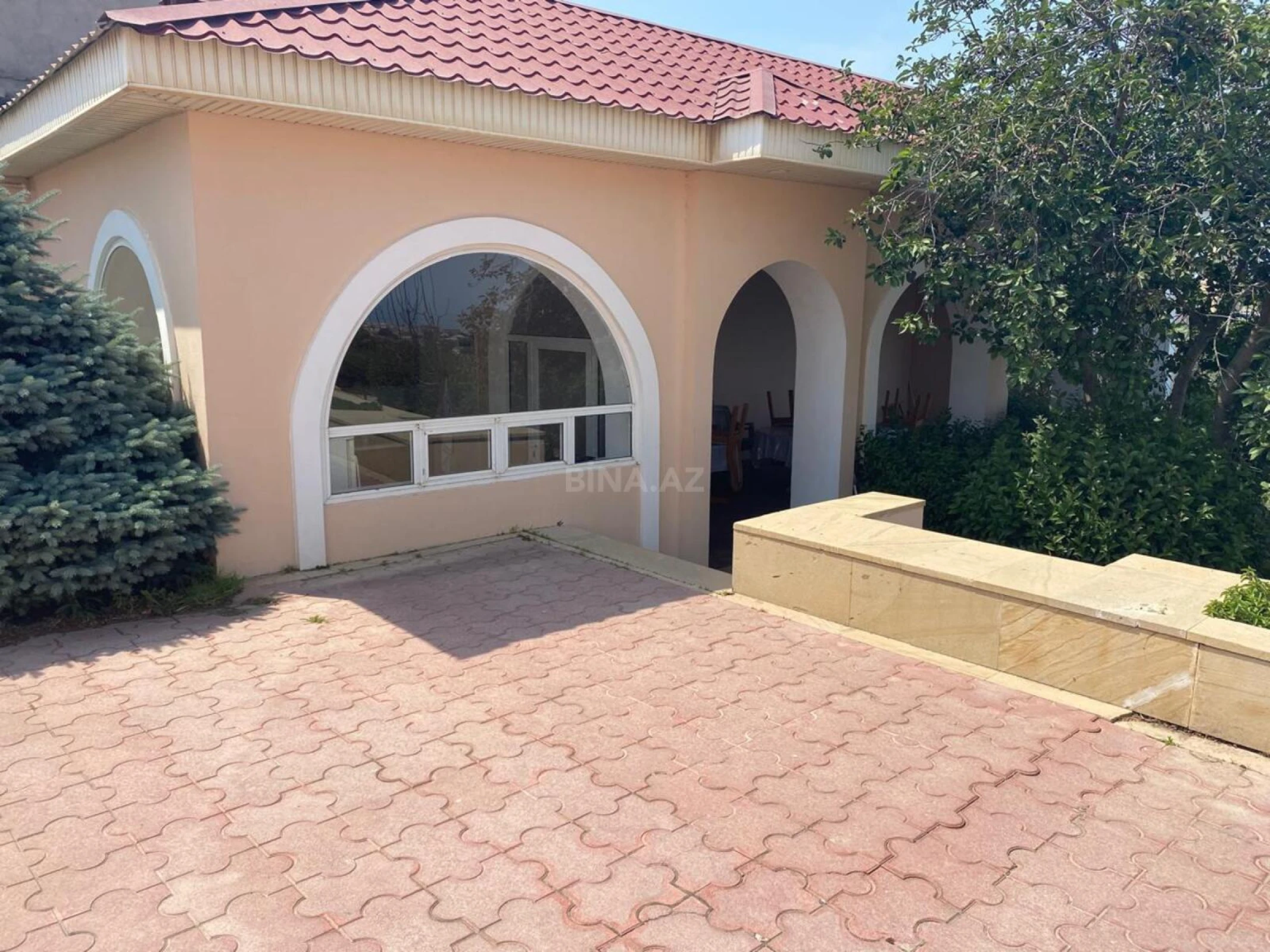 Satılır 4 otaqlı həyət evi 135 m²