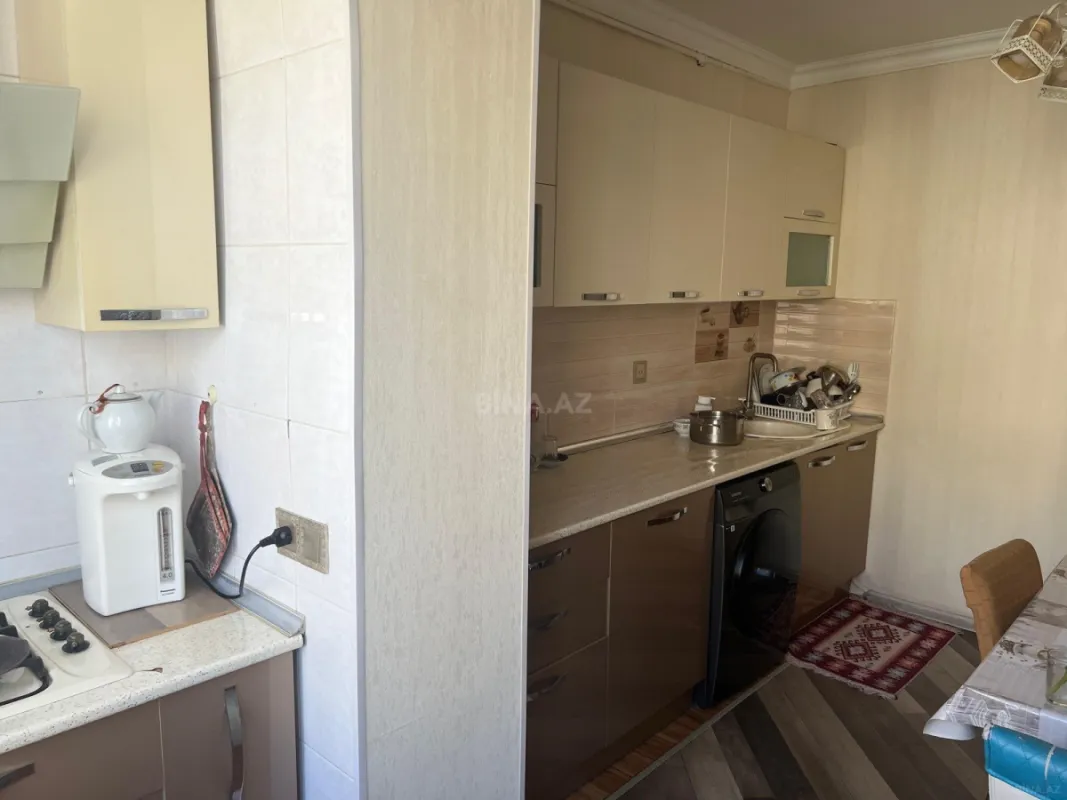 Satılır 4 otaqlı mənzil 105 m²