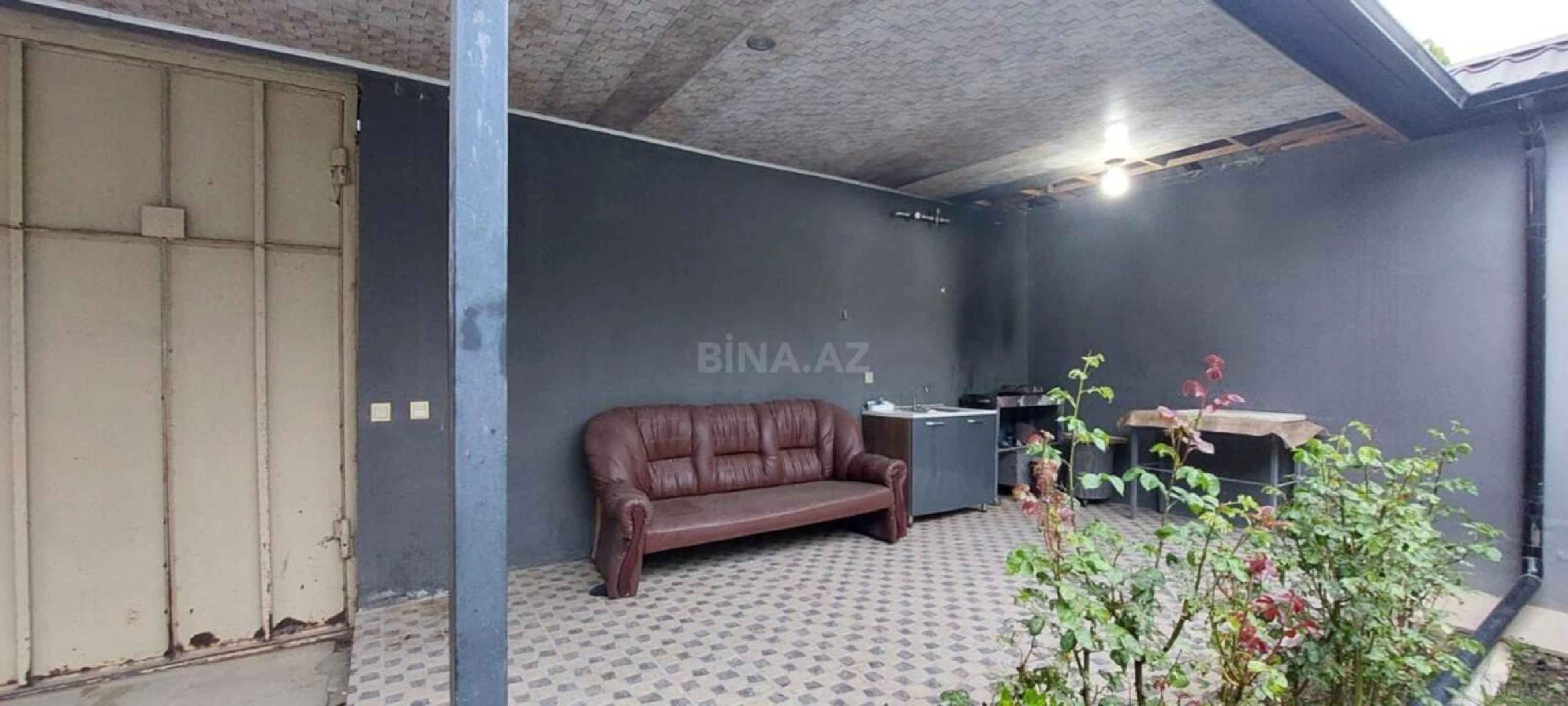 Satılır 4 otaqlı həyət evi 200 m²