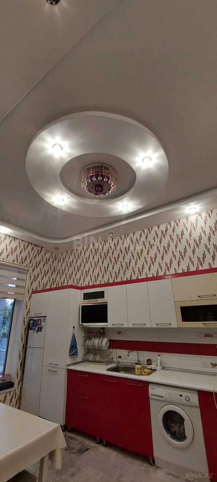 Satılır 4 otaqlı həyət evi 200 m²