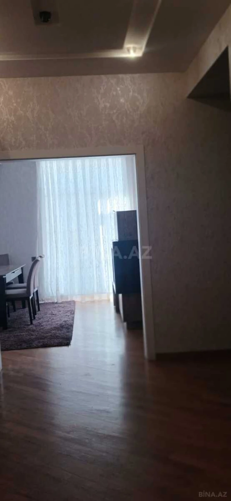 Kirayə verilir 3 otaqlı mənzil 120 m²