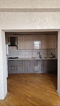 Kirayə verilir 3 otaqlı mənzil 120 m²