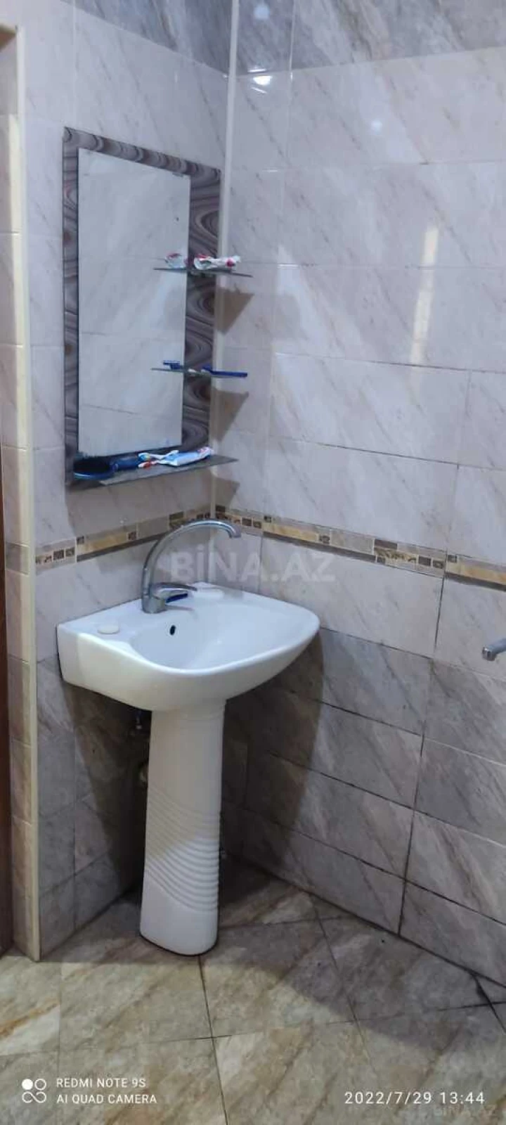 Kirayə verilir 2 otaqlı mənzil 60 m²