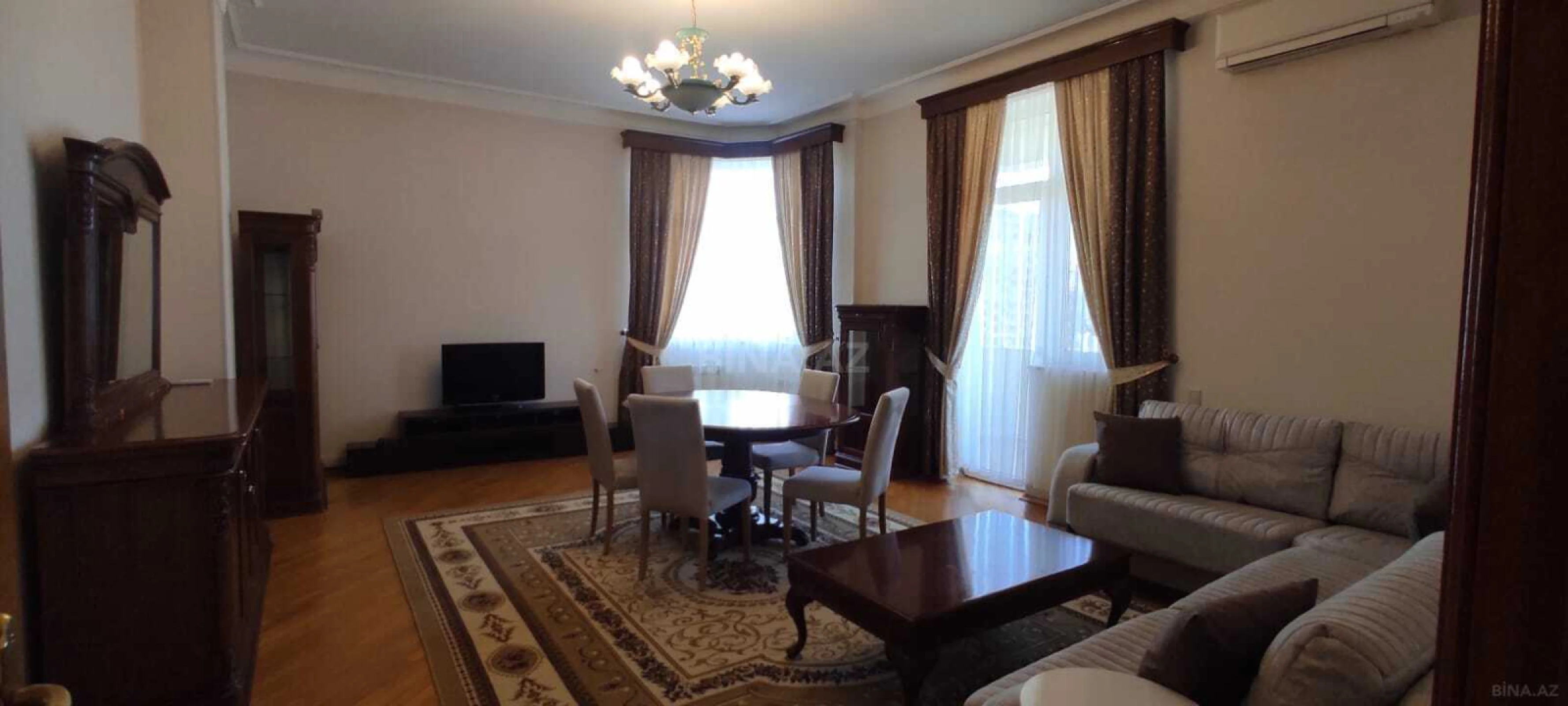 Kirayə verilir 3 otaqlı mənzil 150 m²