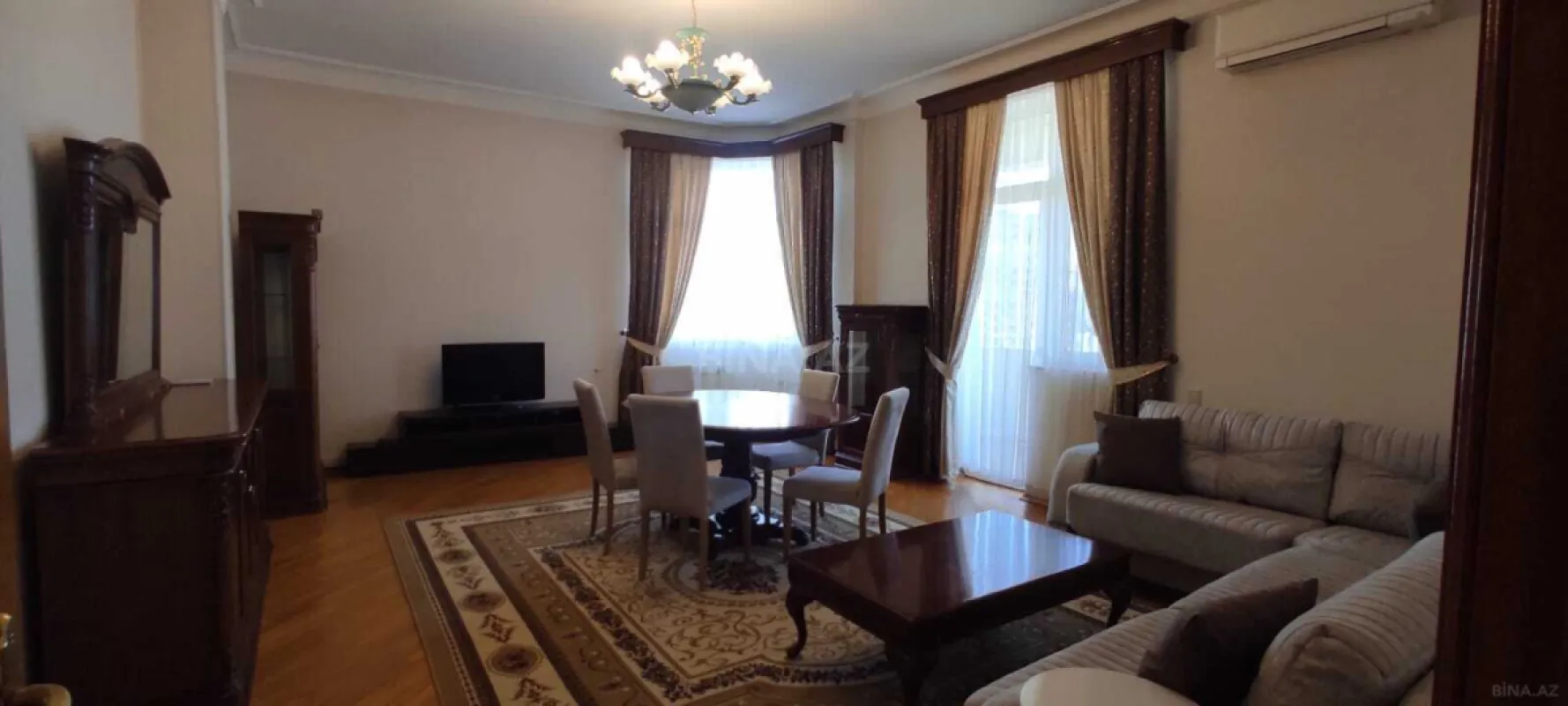 Kirayə verilir 3 otaqlı mənzil 150 m²