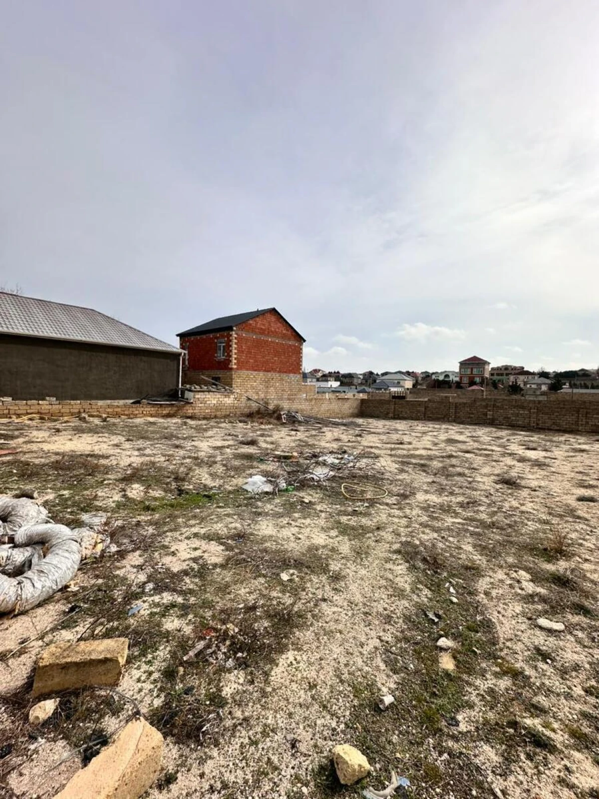 Satılır torpaq sahəsi 10 m²