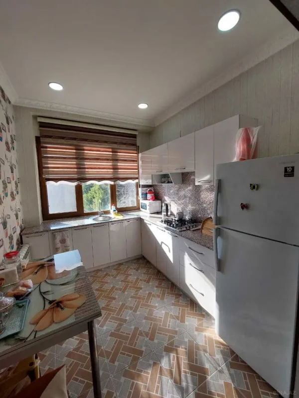 Satılır 4 otaqlı həyət evi 120 m²