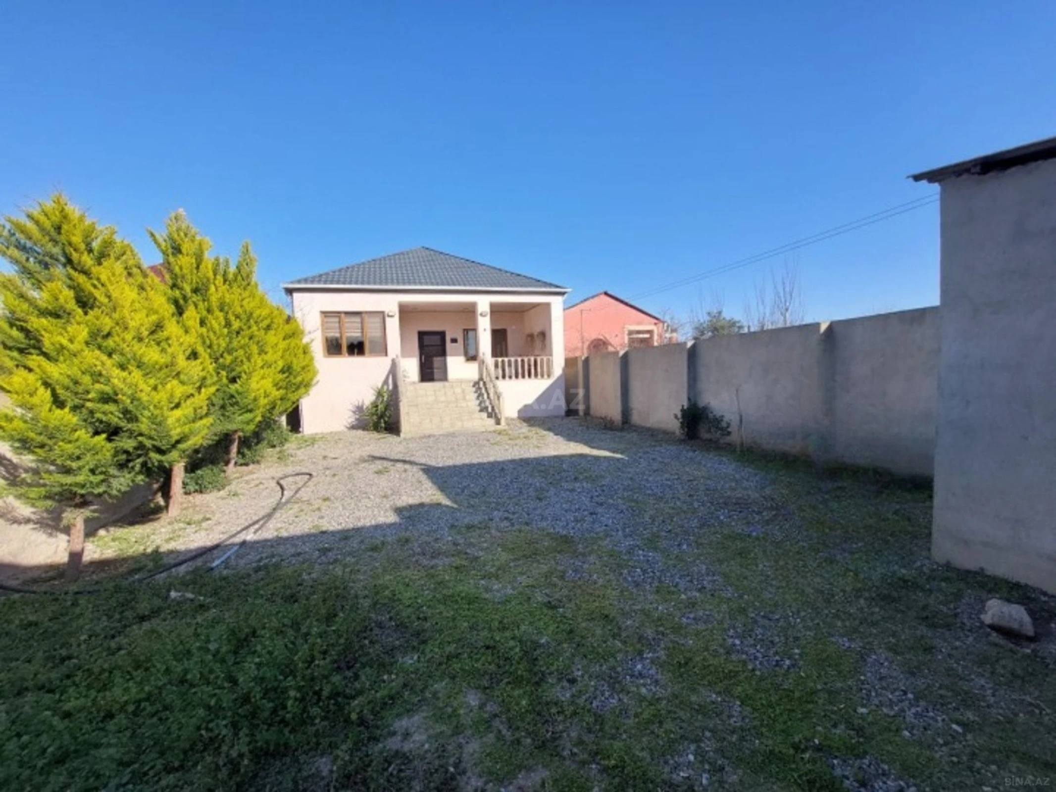 Satılır 4 otaqlı həyət evi 120 m²