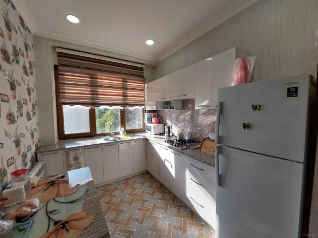 Satılır 4 otaqlı həyət evi 120 m²