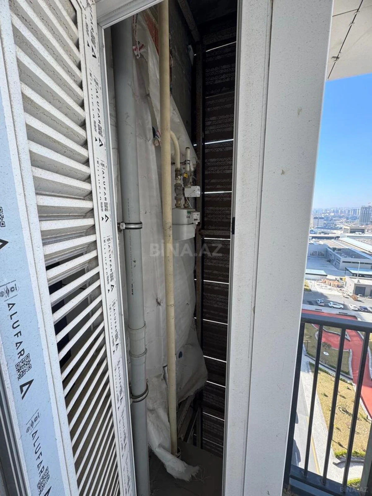 Satılır 2 otaqlı mənzil 108.2 m²