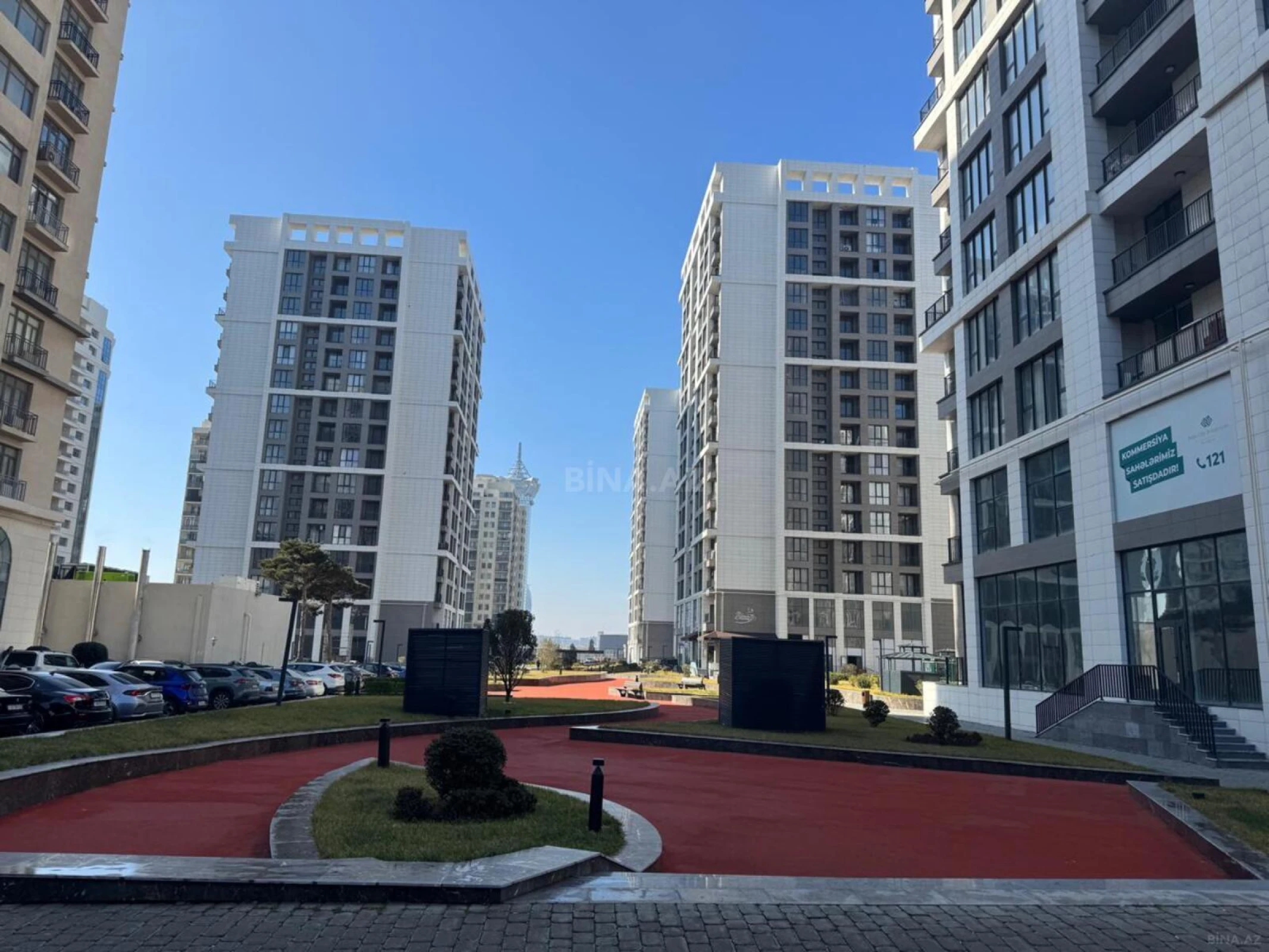 Satılır 2 otaqlı mənzil 108.2 m²