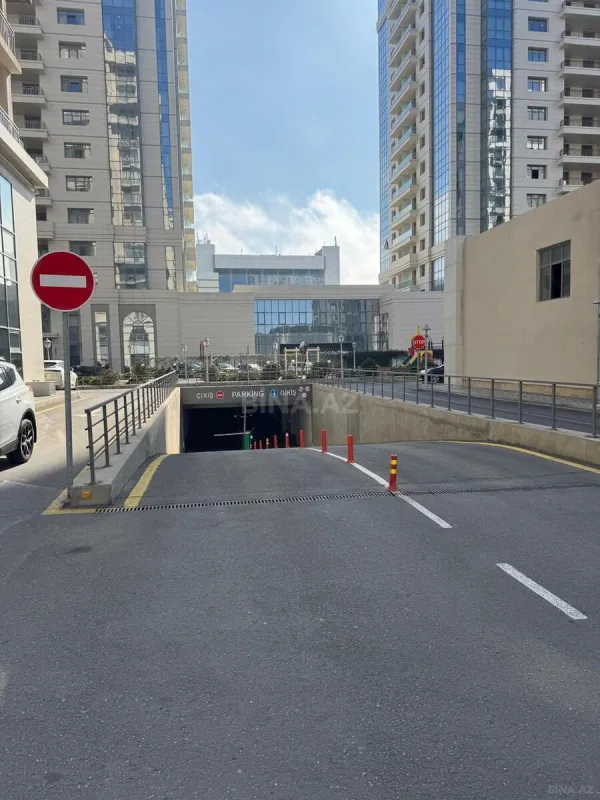 Satılır 2 otaqlı mənzil 108.2 m²