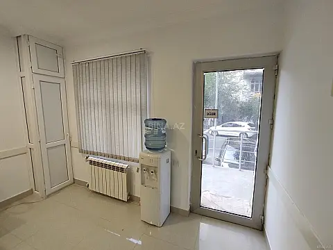 Kirayə verilir obyekt 67 m²