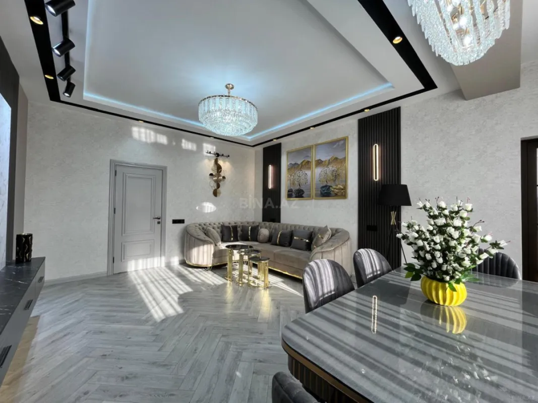 Satılır 3 otaqlı mənzil 174 m²