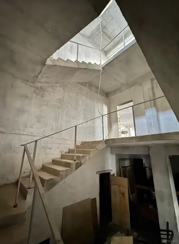 Satılır obyekt 2000 m²