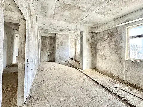 Satılır obyekt 2000 m²