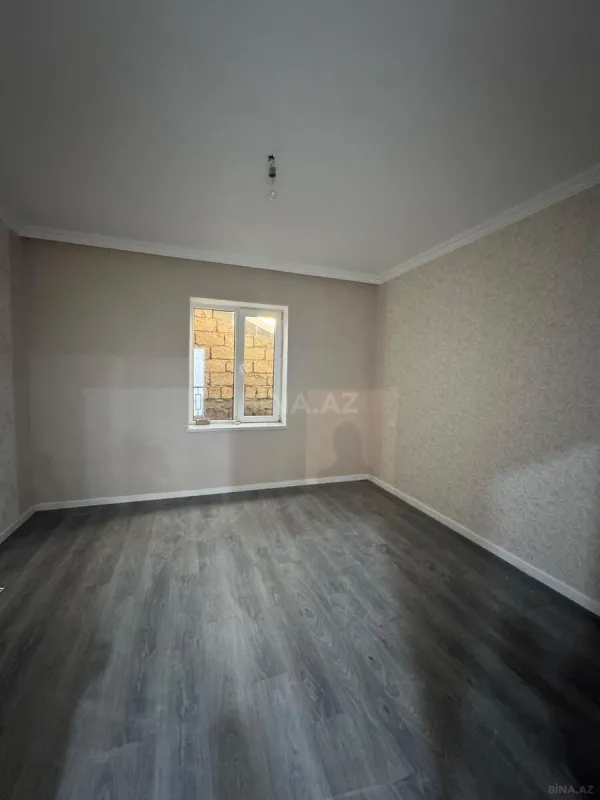 Satılır 6 otaqlı həyət evi 250 m²