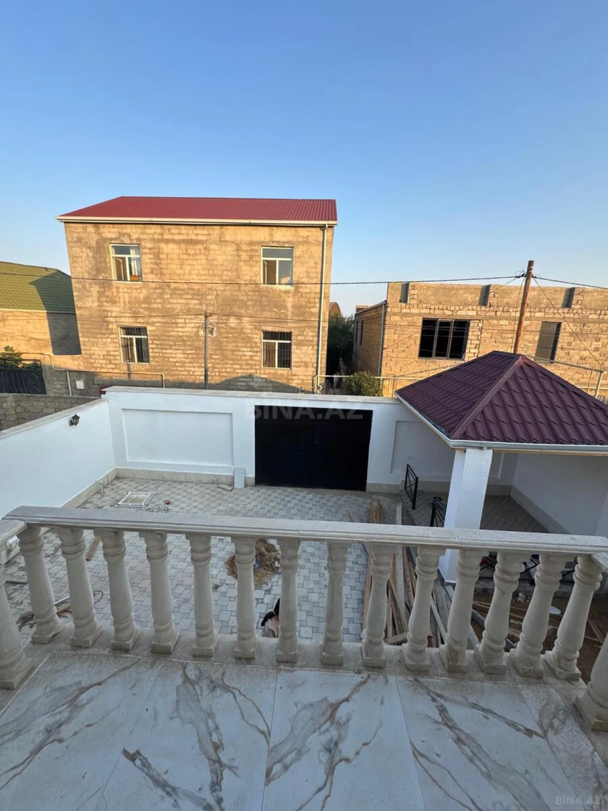 Satılır 6 otaqlı həyət evi 250 m²