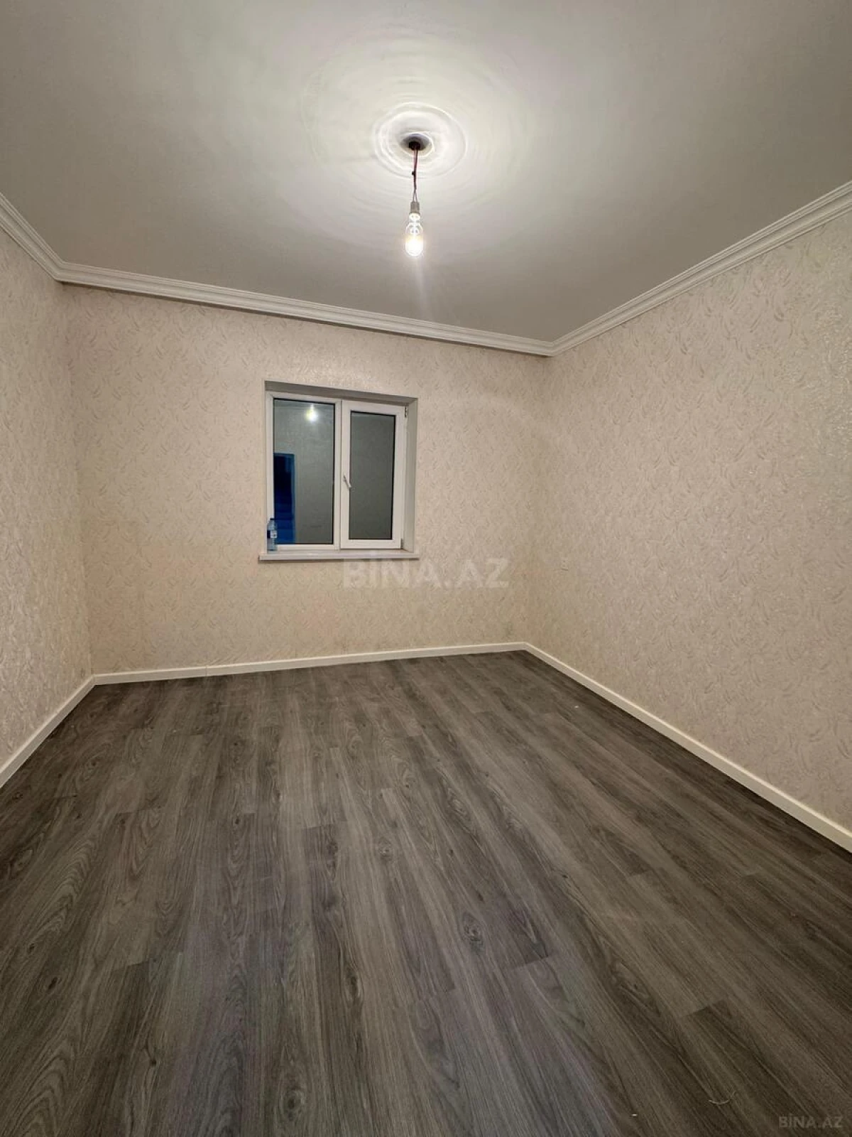 Satılır 6 otaqlı həyət evi 250 m²