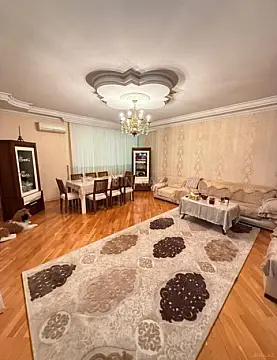 Satılır 3 otaqlı mənzil 140 m²