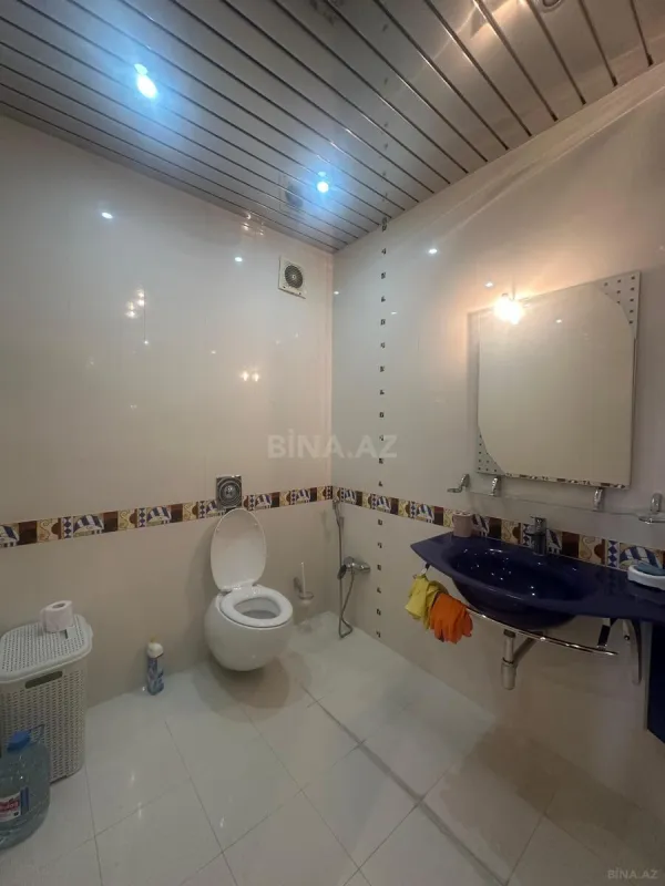 Kirayə verilir 3 otaqlı mənzil 140 m²