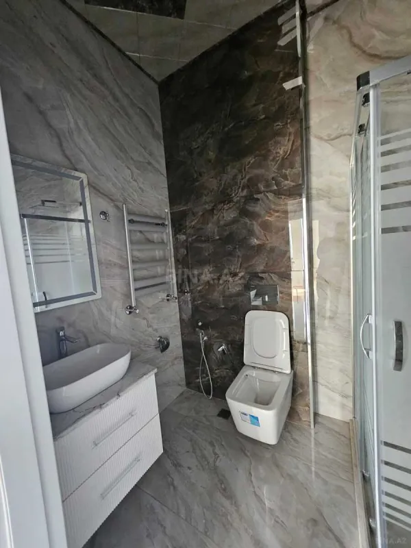 Satılır 2 otaqlı mənzil 80 m²