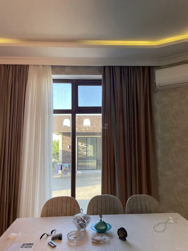 Kirayə verilir 6 otaqlı həyət evi 240 m²