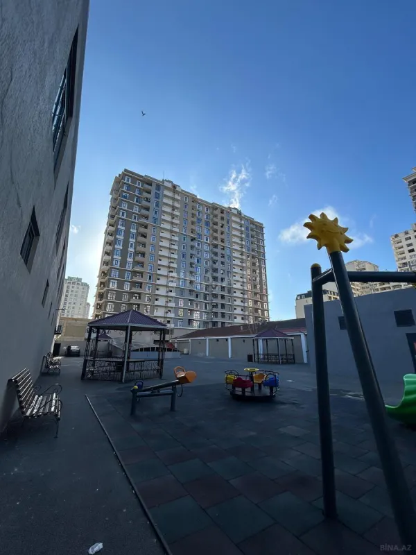 Satılır 2 otaqlı mənzil 60 m²