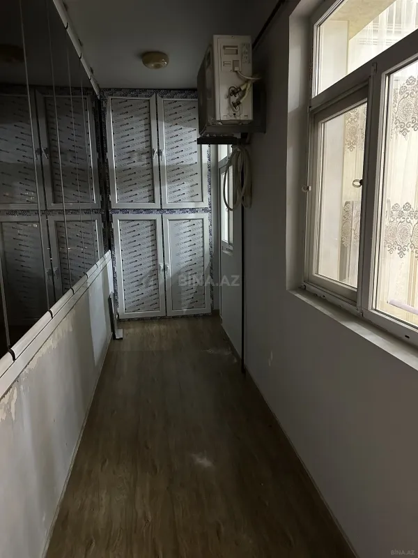 Satılır 2 otaqlı mənzil 93 m²