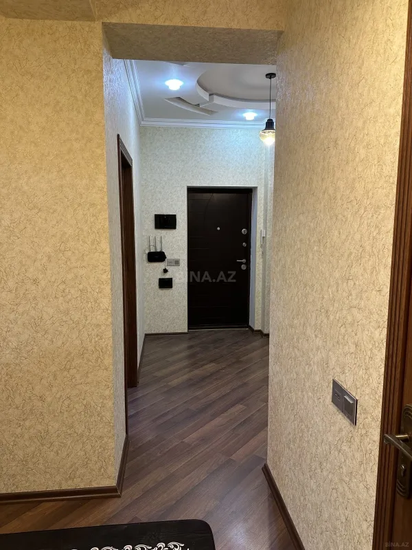 Satılır 2 otaqlı mənzil 93 m²