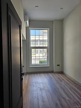 Kirayə verilir 4 otaqlı ofis 145 m²