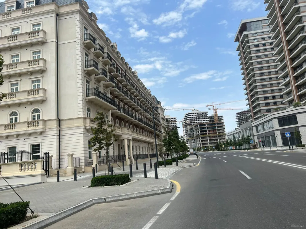 Kirayə verilir 4 otaqlı ofis 145 m²