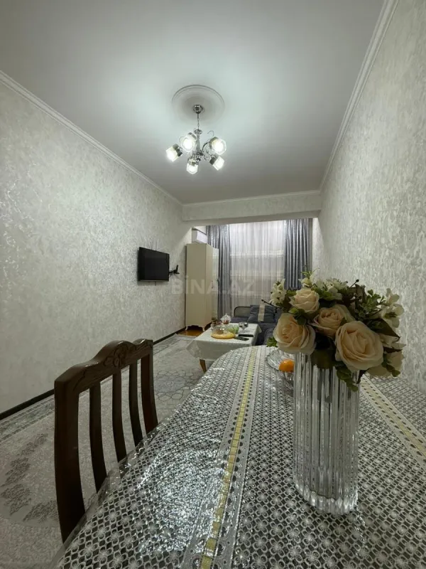 Kirayə verilir 2 otaqlı mənzil 55 m²
