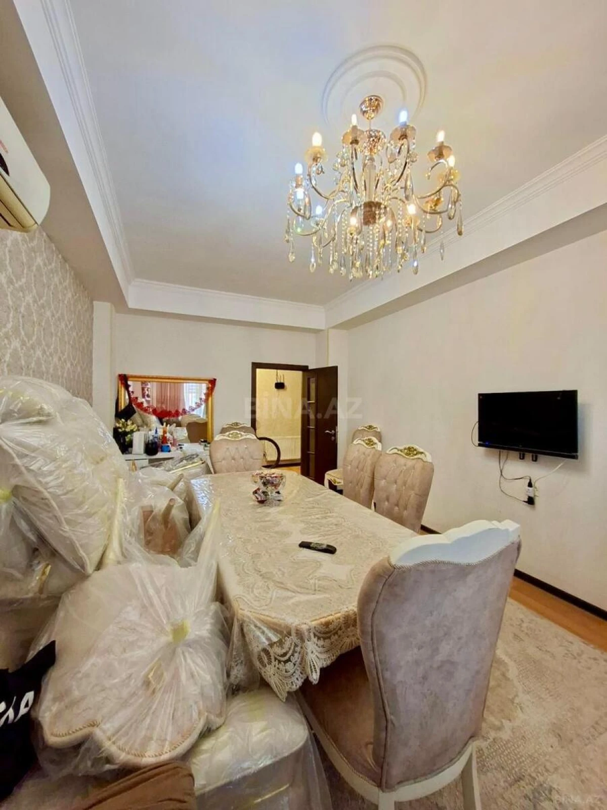 Satılır 2 otaqlı mənzil 67.7 m²