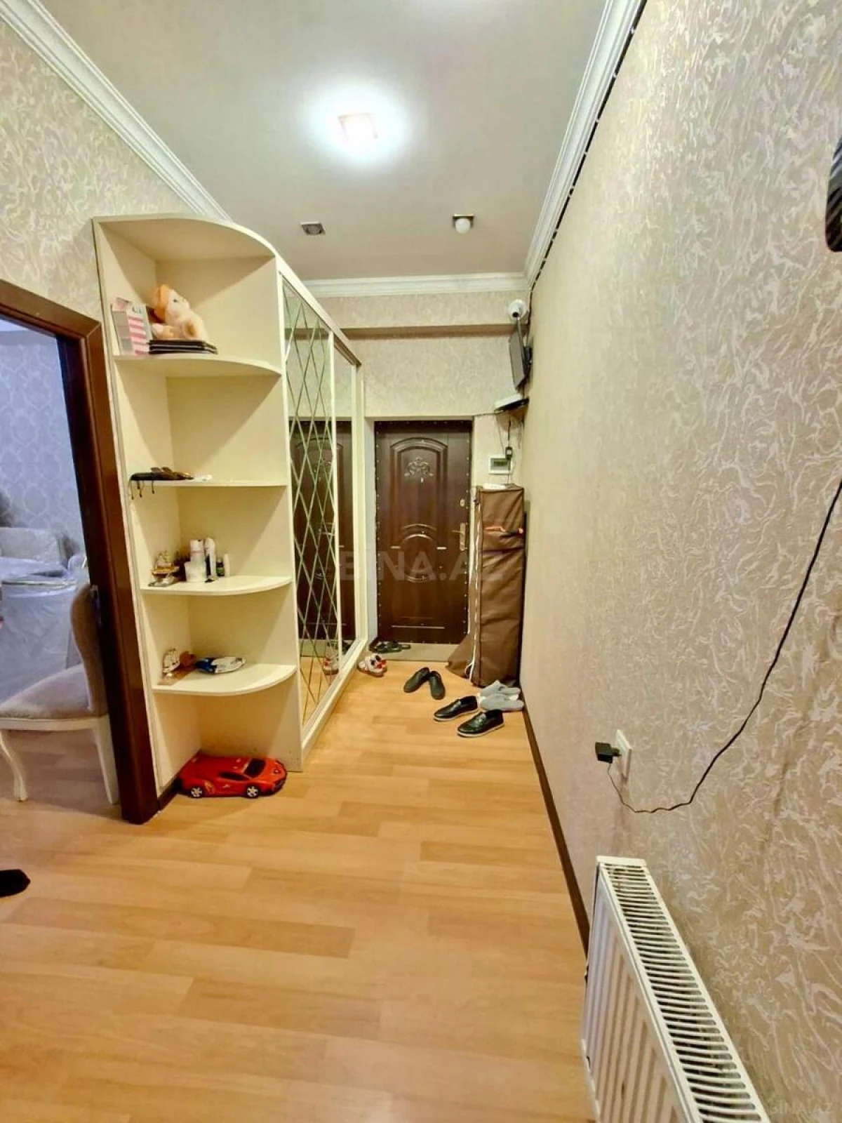 Satılır 2 otaqlı mənzil 67.7 m²