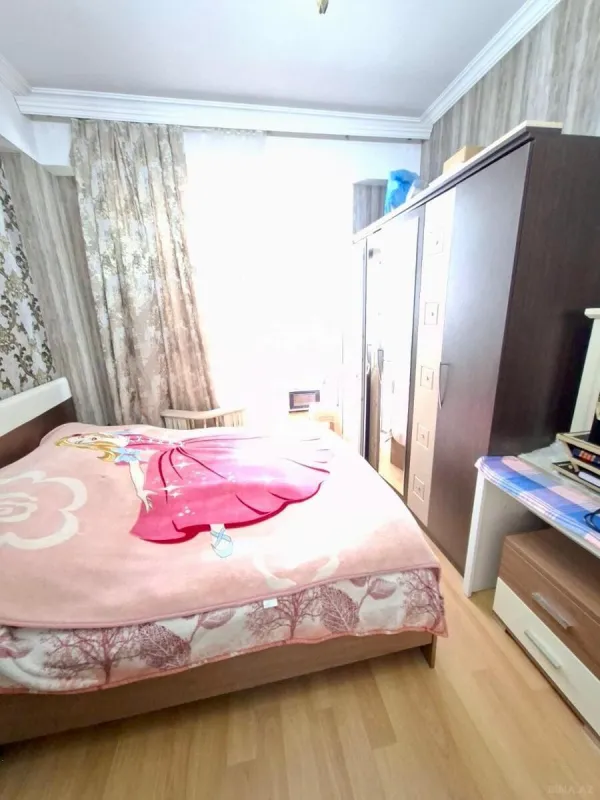 Satılır 2 otaqlı mənzil 67.7 m²