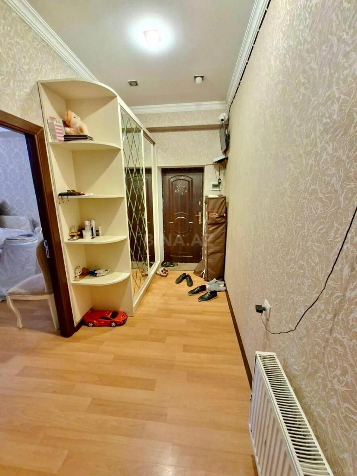 Satılır 2 otaqlı mənzil 67.7 m²
