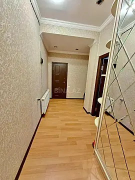 Satılır 2 otaqlı mənzil 67.7 m²