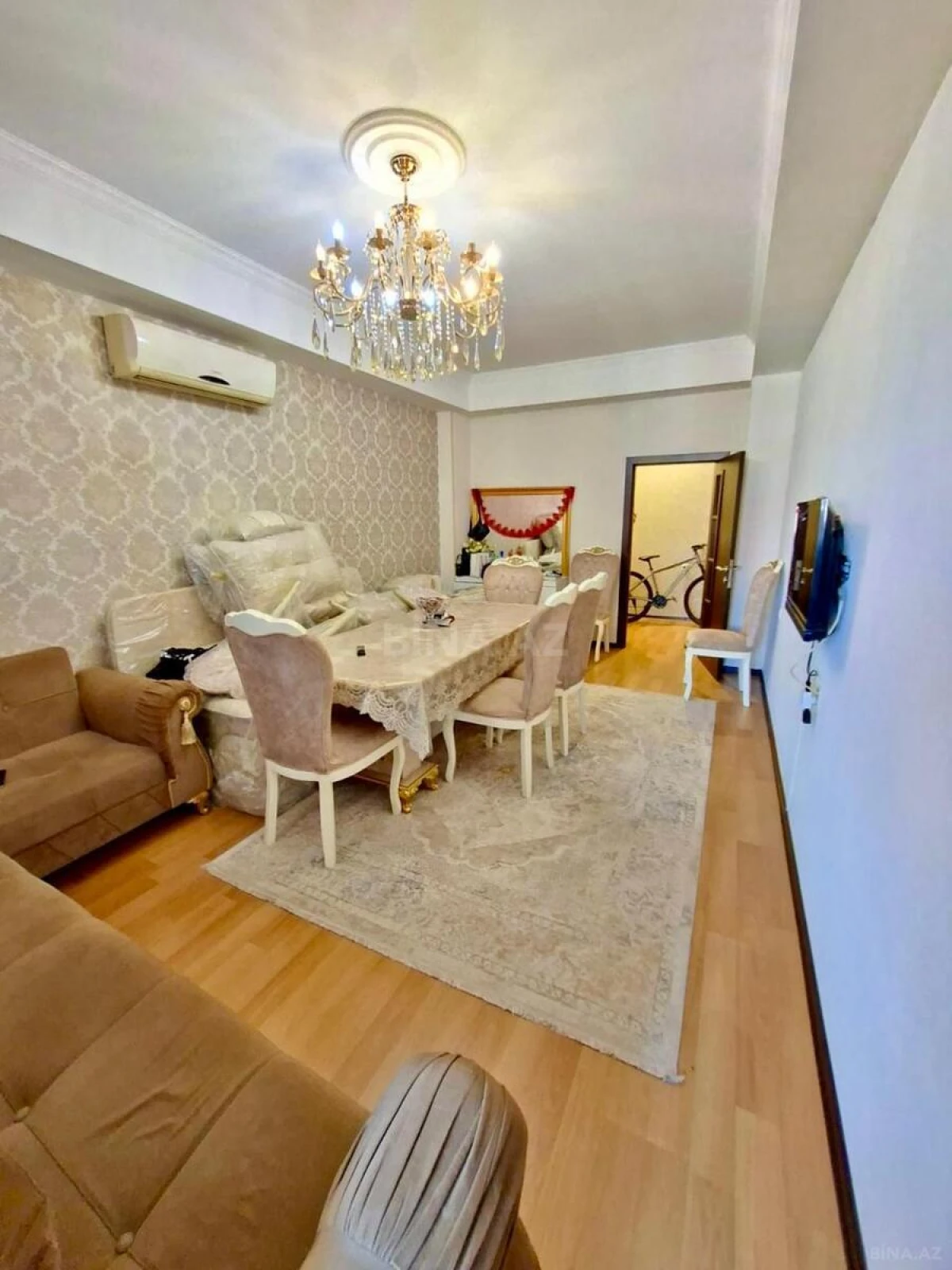Satılır 2 otaqlı mənzil 67.7 m²