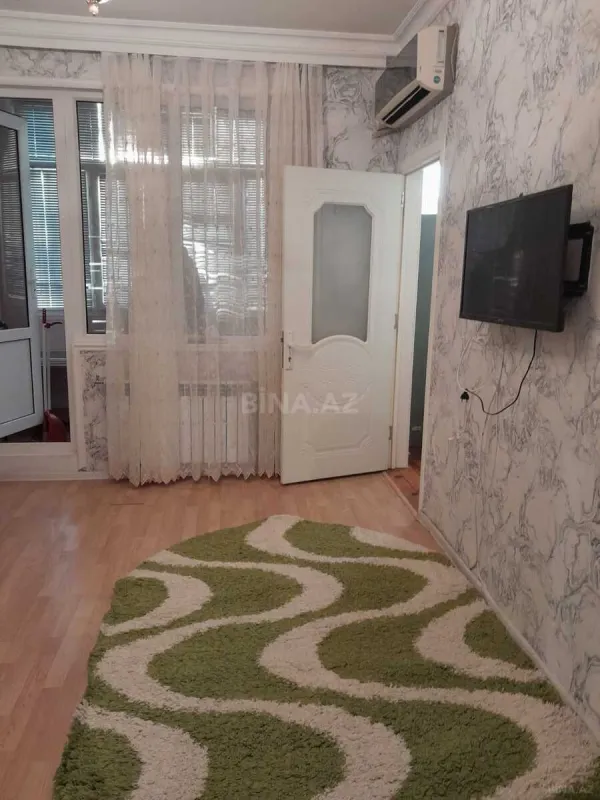 Kirayə verilir 2 otaqlı mənzil 50 m²