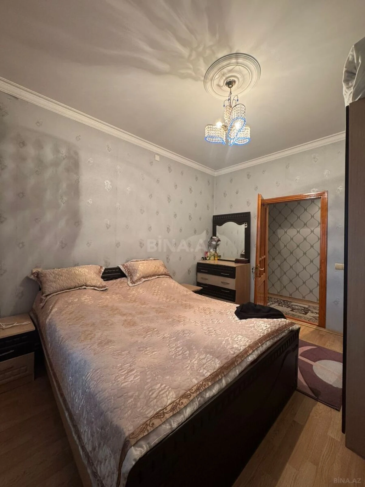 Satılır 2 otaqlı mənzil 56 m²