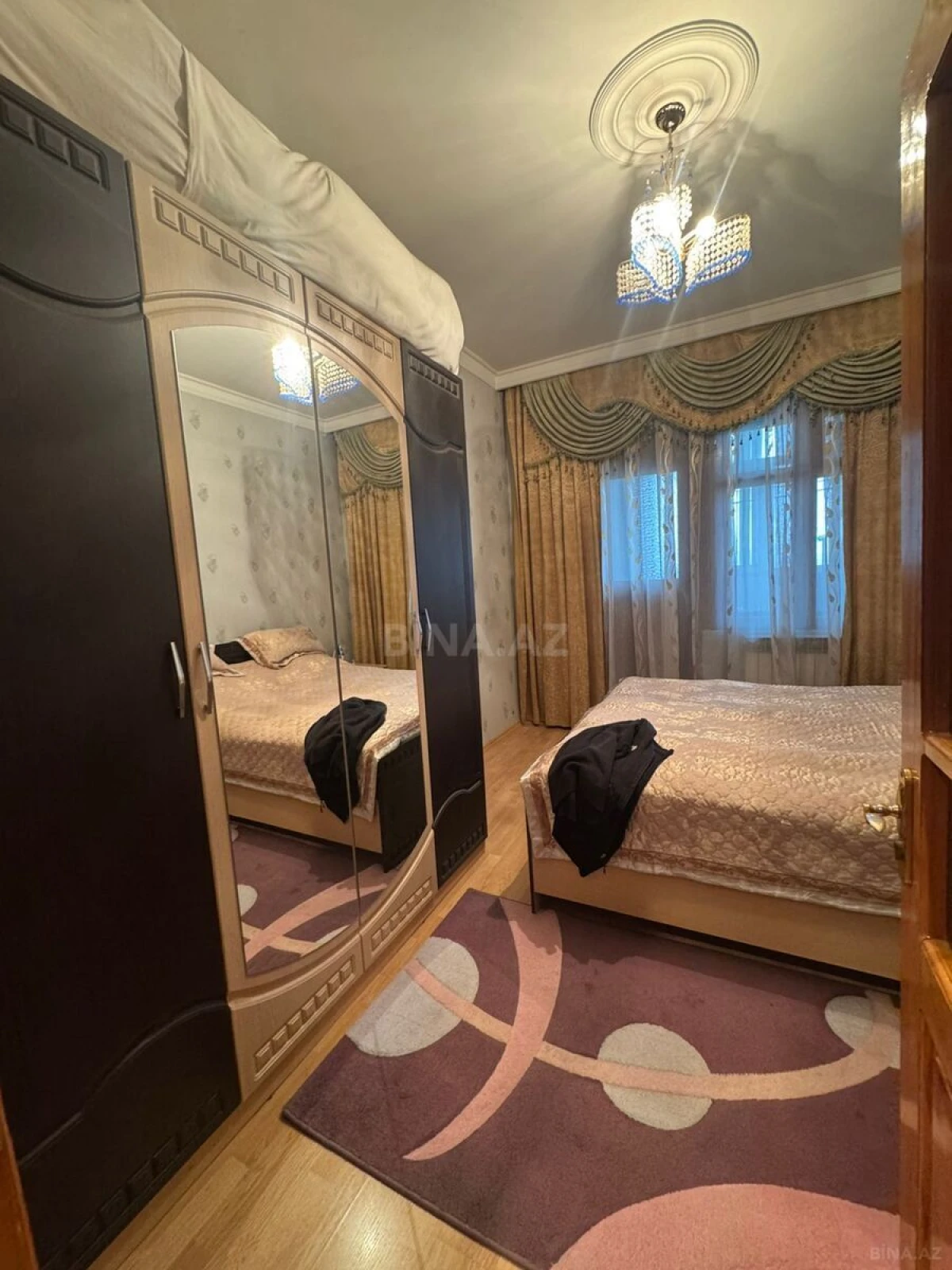 Satılır 2 otaqlı mənzil 56 m²