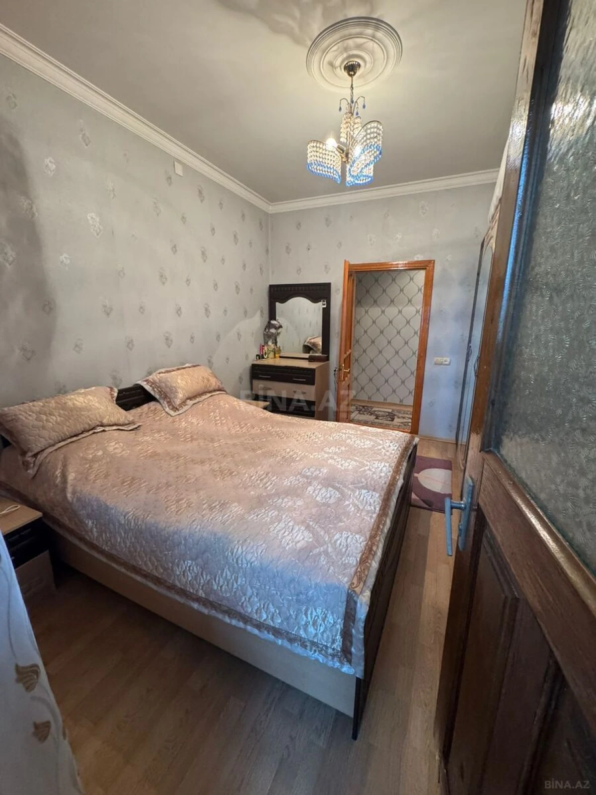 Satılır 2 otaqlı mənzil 56 m²