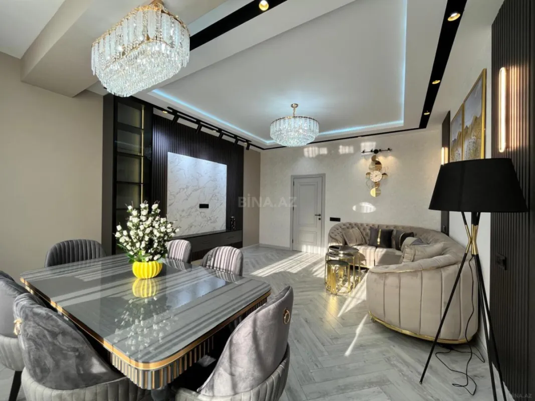 Satılır 3 otaqlı mənzil 154 m²