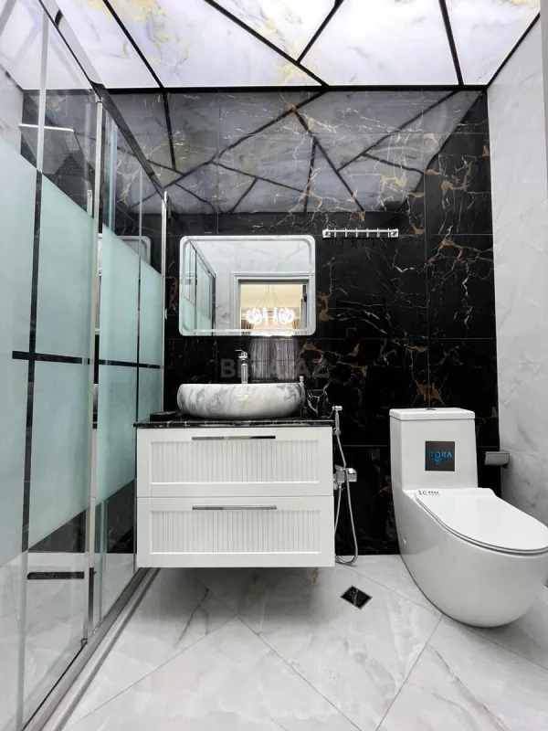 Satılır 3 otaqlı mənzil 154 m²